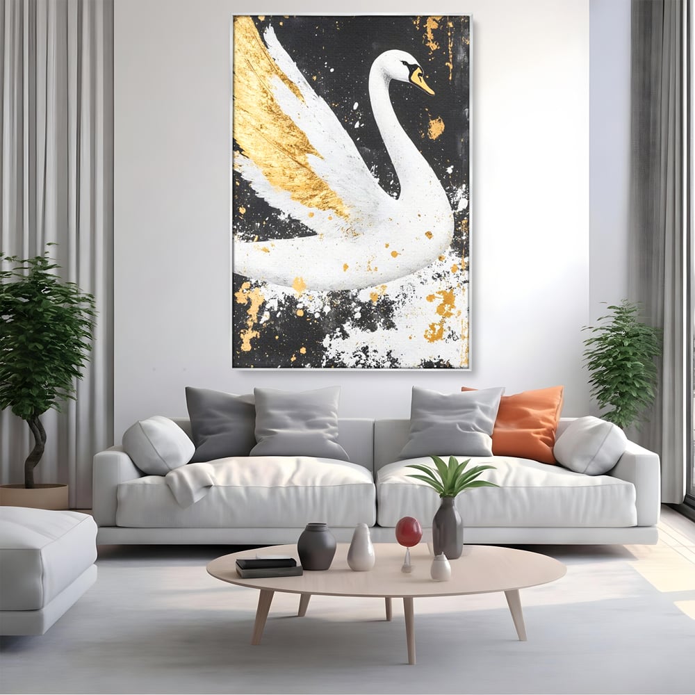 Tablou canvas cu tablou canvas cu lebada si auriu, in rama de aluminiu argintiu, pe perete intr-un living